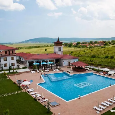 Apartamento In Complex Harmony Hills