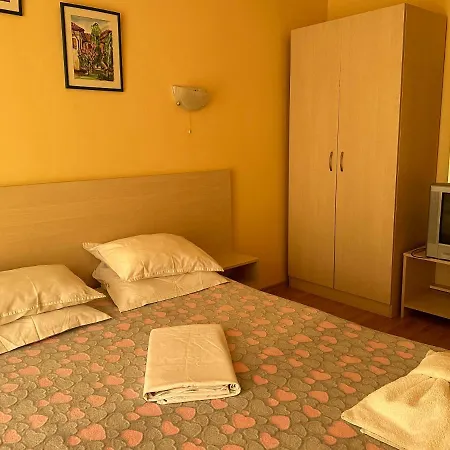 Apartment In Complex Harmony Hills *