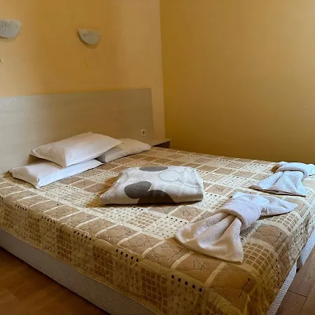 In Complex Harmony Hills Apartment