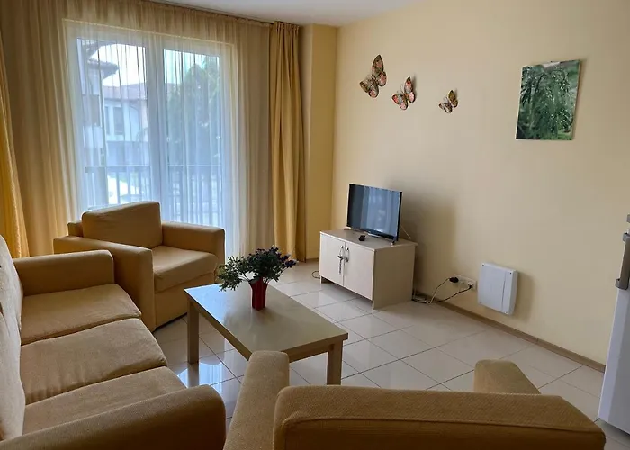 In Complex Harmony Hills Appartamento